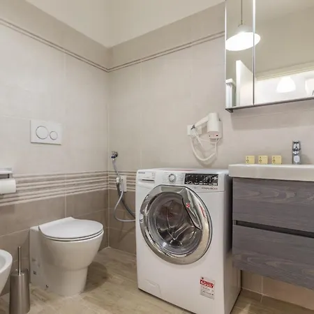 Martina, By Short Holidays Apartment Bologna