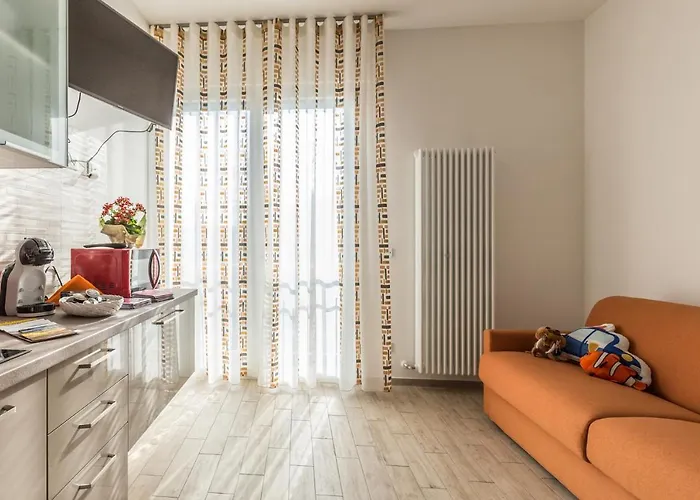 Martina, By Short Holidays דירה בולוניה