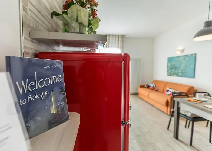 Martina, By Short Holidays شقة بولونيا