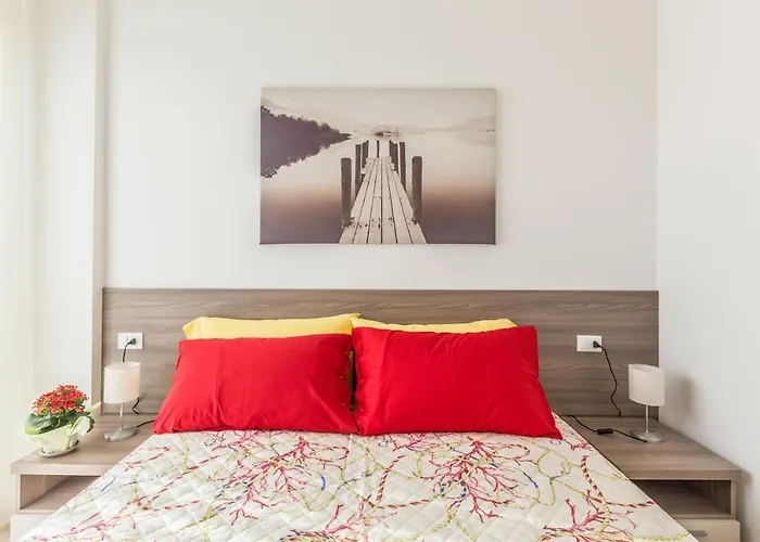 Martina, By Short Holidays شقة *